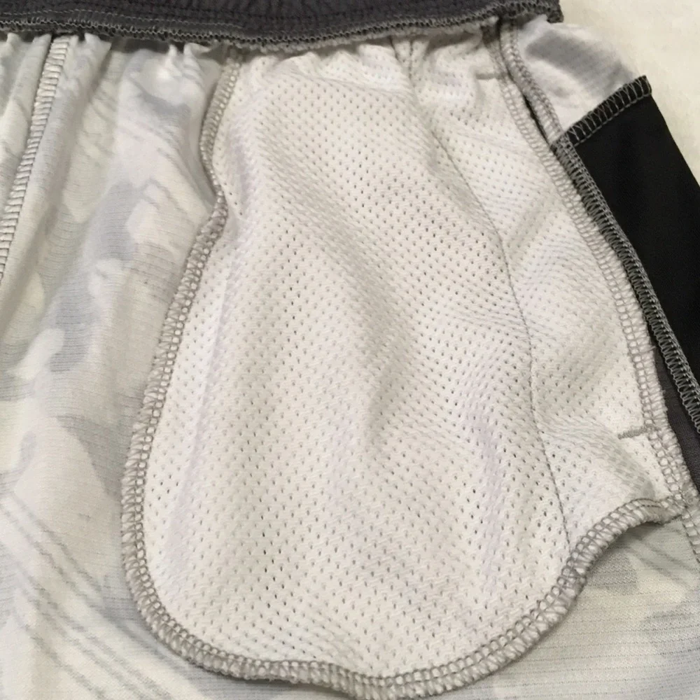 Russell Athletic Shorts - Picture 4 of 6